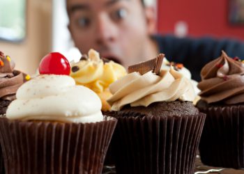 avoid holiday weight gain